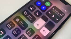 How To Turn On The Flashlight In IOS-Updated 2022